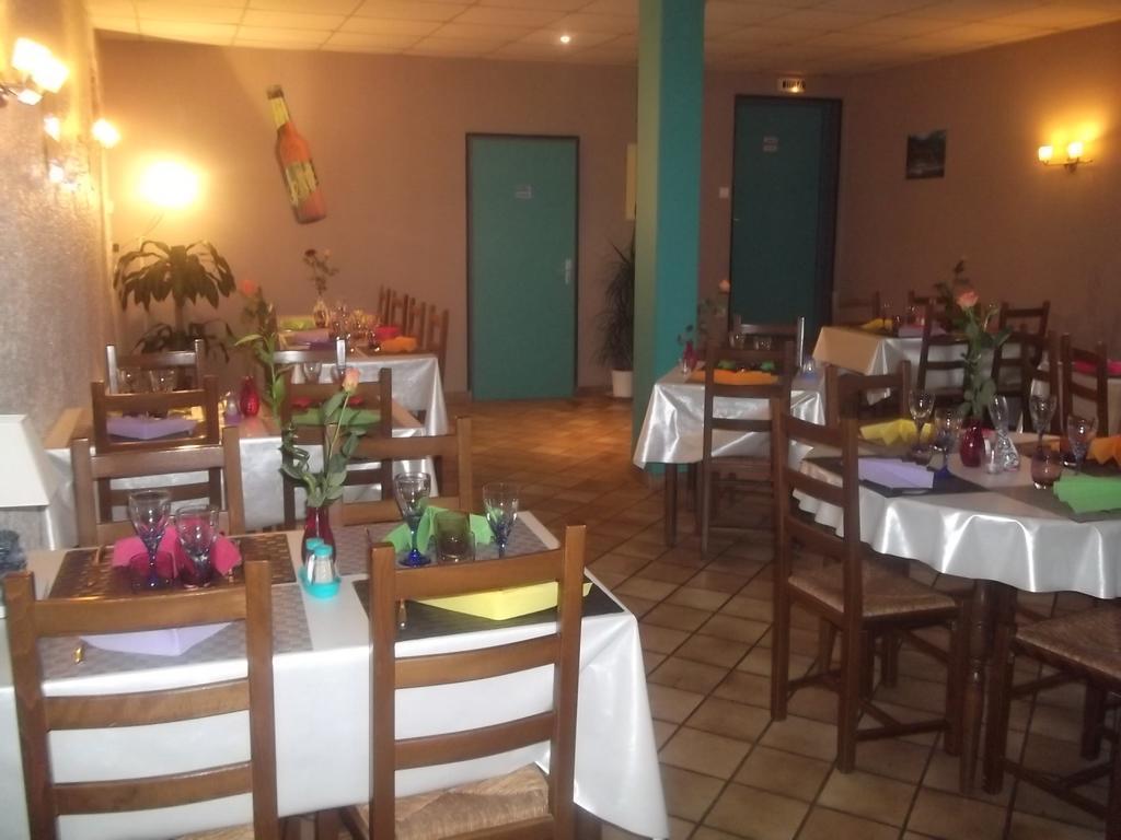 Hotel Des Cotes De Meuse Saint-Maurice-sous-les-Cotes Ngoại thất bức ảnh