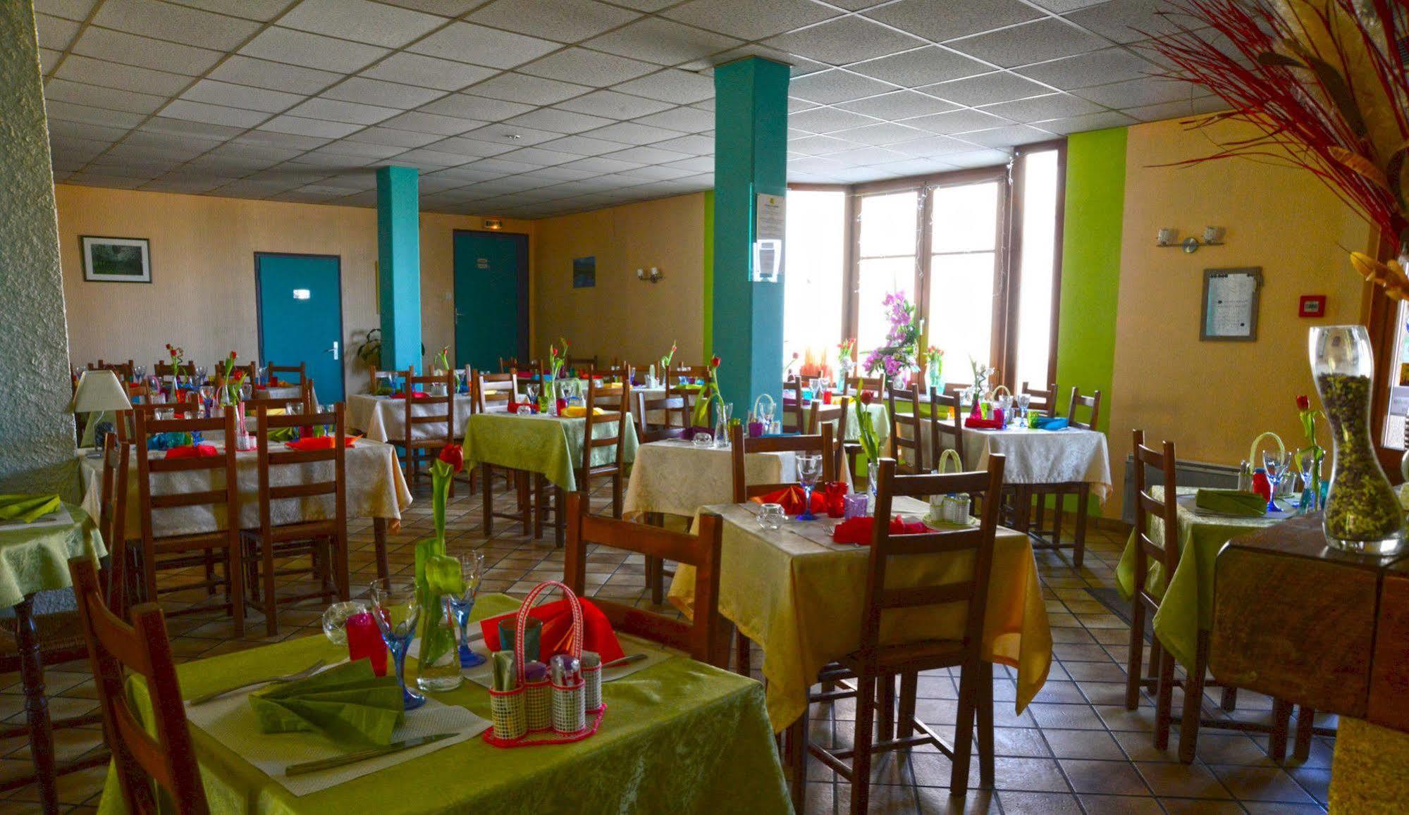 Hotel Des Cotes De Meuse Saint-Maurice-sous-les-Cotes Ngoại thất bức ảnh