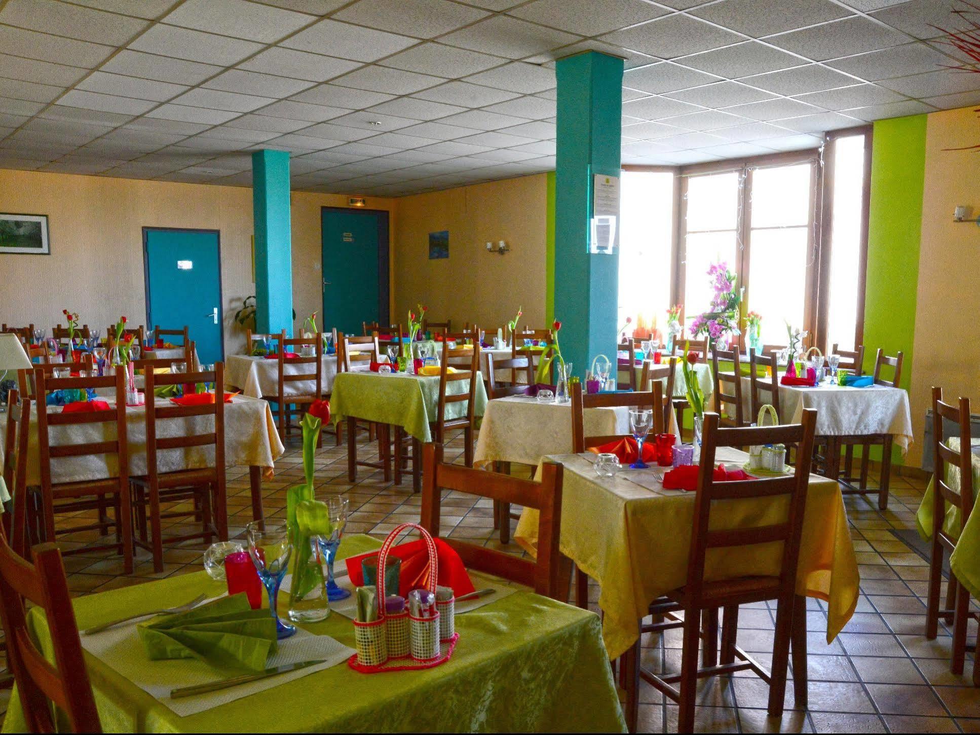 Hotel Des Cotes De Meuse Saint-Maurice-sous-les-Cotes Ngoại thất bức ảnh