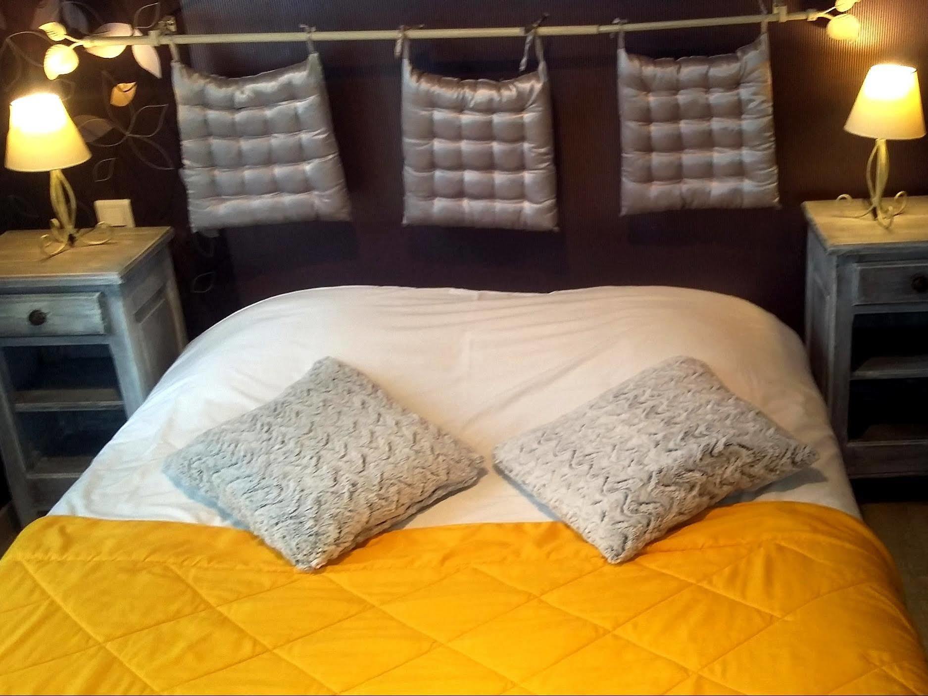 Hotel Des Cotes De Meuse Saint-Maurice-sous-les-Cotes Ngoại thất bức ảnh